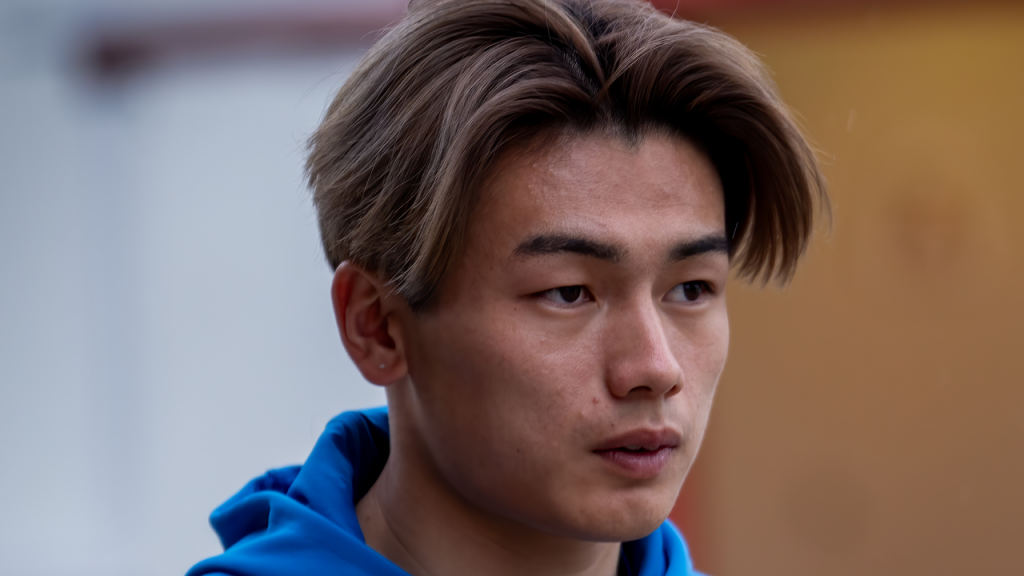 Japan overklast Tunesië met 4-0 en vestigt een continentaal WK-record