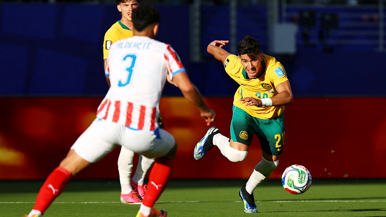 Paraguay og Australien holder overlevelsen åben efter målløst uafgjort billede 3