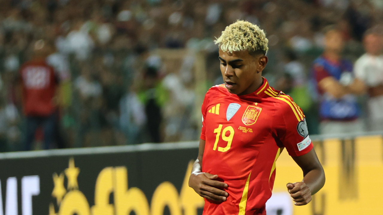 Lamine Yamal lyser upp Spaniens 4-0-kross av Saudiarabien