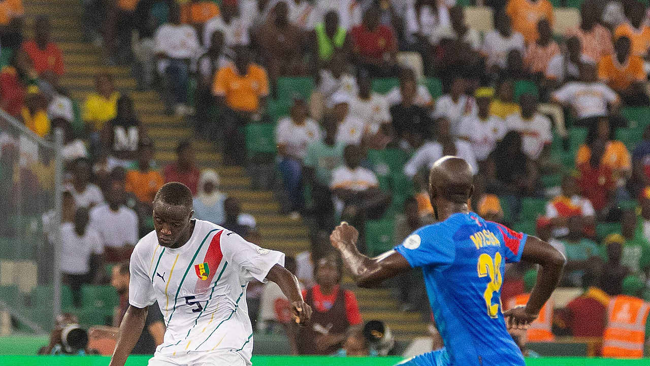 Wissas brace sender DR Congo videre efter Usbekistans tidlige slag