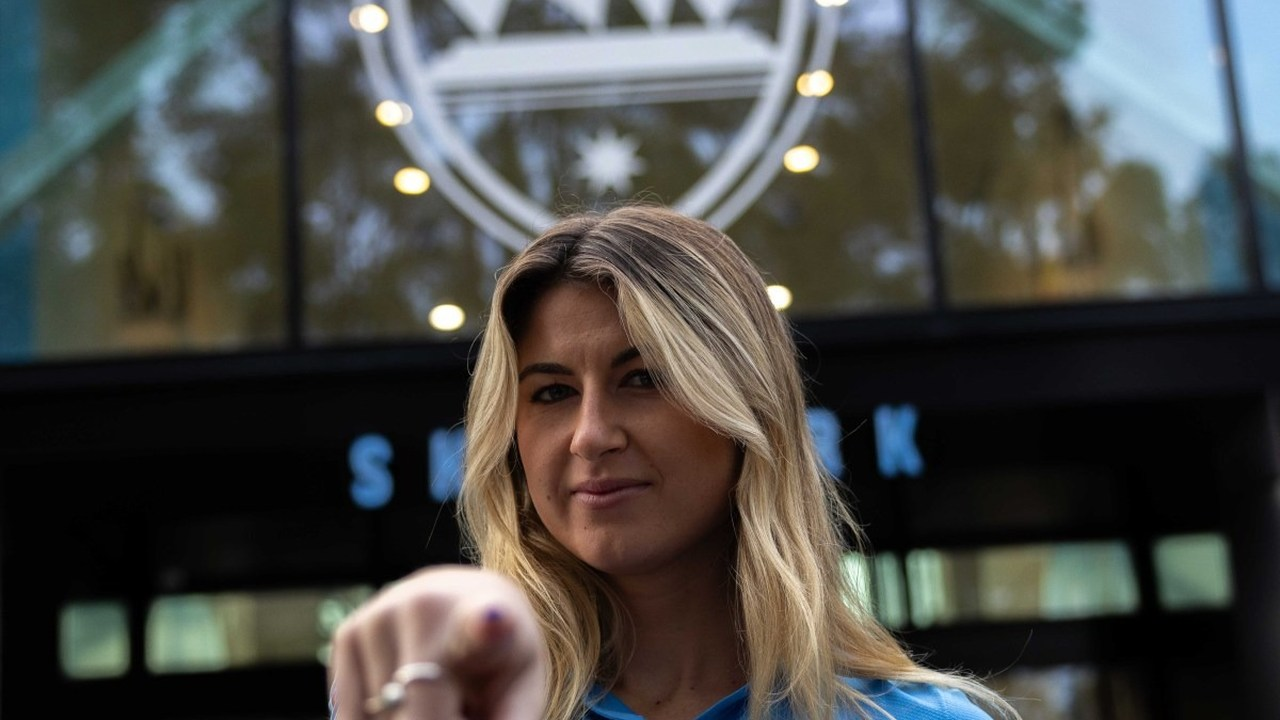 Charlotte McLean, Sydney FC와 2시즌 더 계약