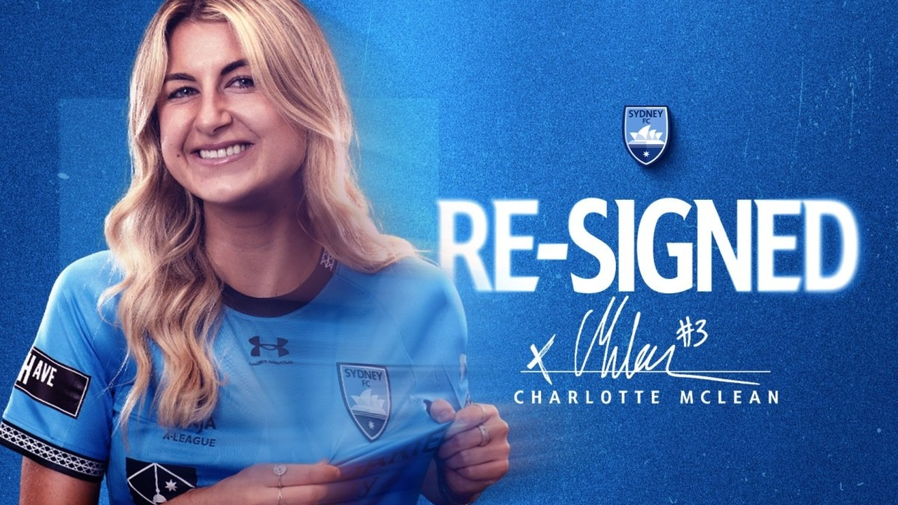 Charlotte McLean, Sydney FC 계약 연장 후 포즈