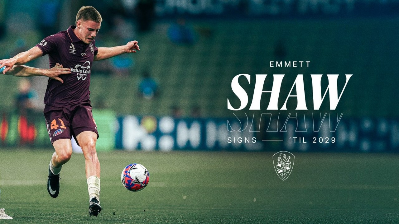 Emmett Shaw krijgt een driejarige beurs bij Brisbane Roar