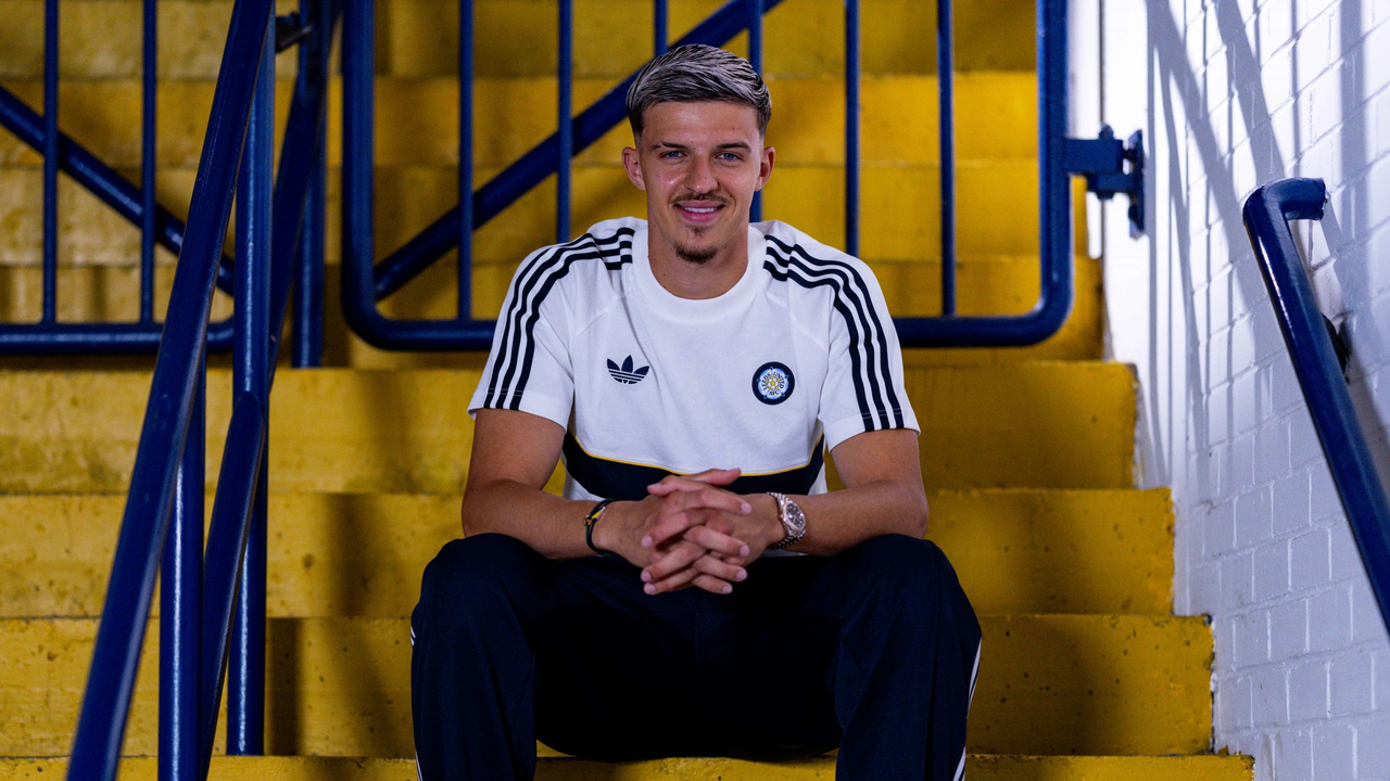 Muharemovic i Leeds Uniteds matchställ