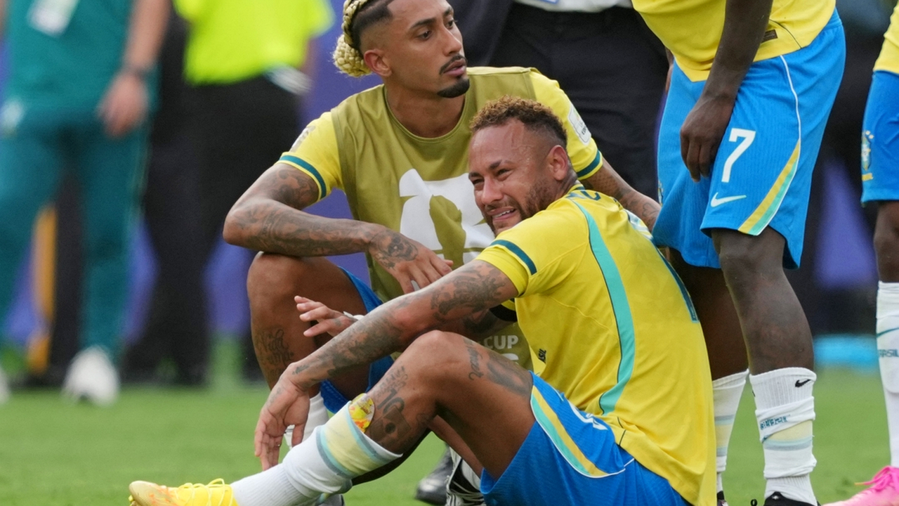ノルウェーがブラジルを破り、ハーランドが終盤に2得点