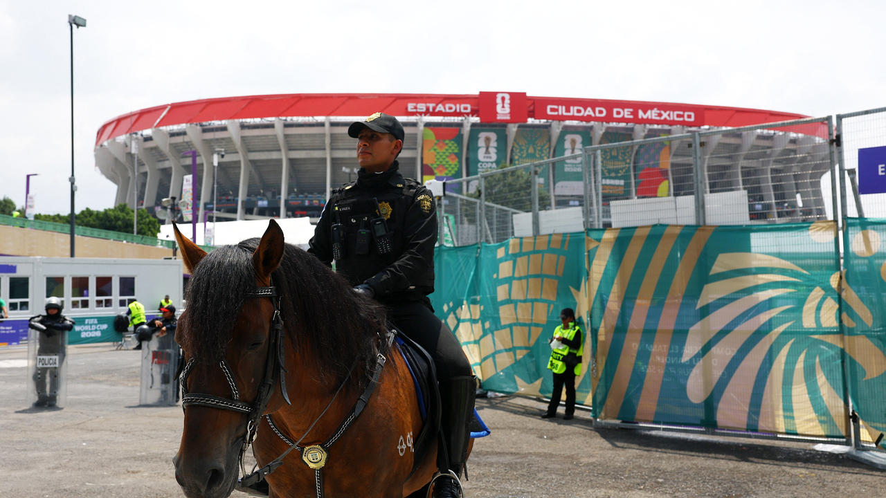 Quinones verwandelt Mexikos Sturmverzögerung in ein 2:0-K.-o.-Statement