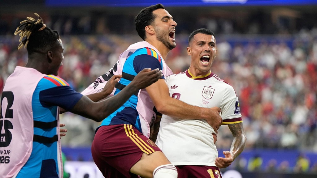 Spanien schlägt Frankreich 2:0 und erreicht erstmals seit 2010 das World Cup-Finale