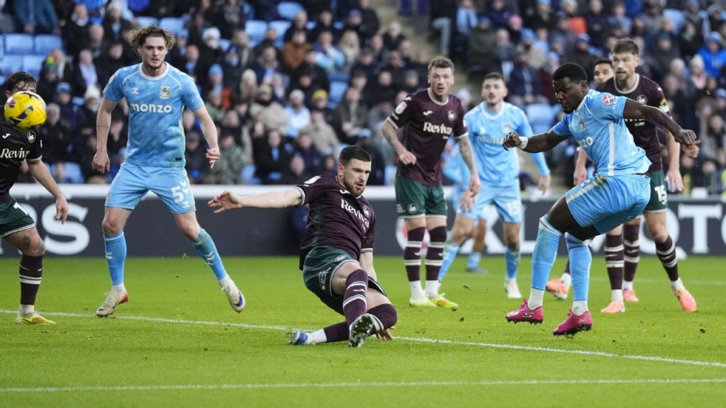 Coventry City schlägt Espanyol 3:1 in der CBS Arena