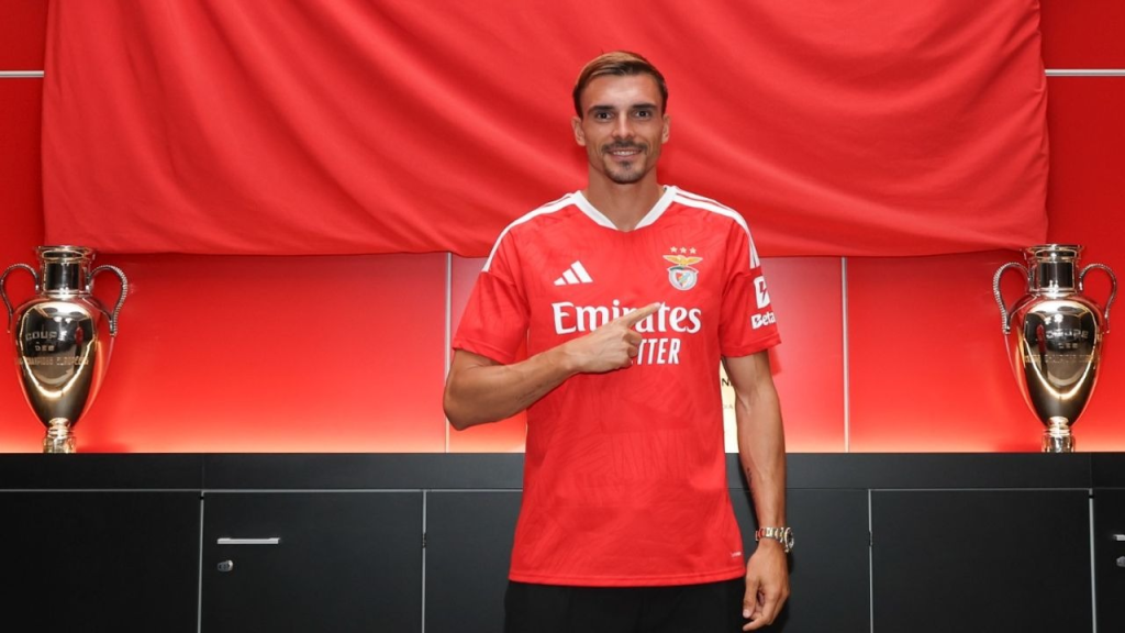 Joao Palhinhaが2030年までの契約でBenficaに復帰