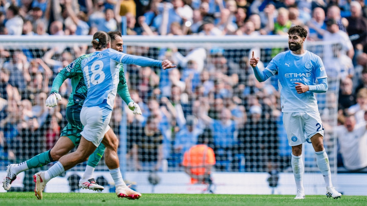 Manchester City-spillere fejrer mod Bournemouth