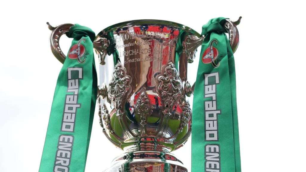 Liverpool er vært for Chelsea på Anfield i Carabao Cup fjerde runde