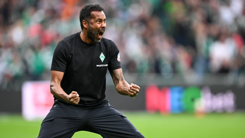 Werder Bremen forvandler en åben kamp til en 3-2-sejr over Augsburg
