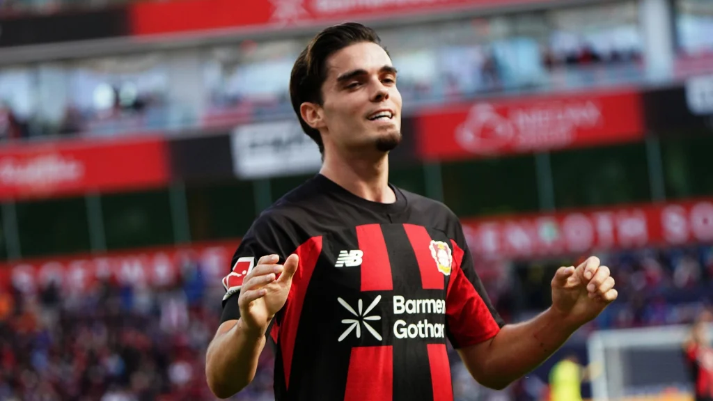 Miguel Gutierrez fører Bayer Leverkusen til 2-0-sejr over RB Leipzig