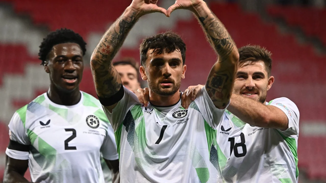 Irland gör tre mål före halvtid och tar kontrollen mot Israel